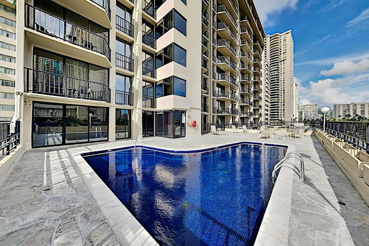 Aqua Palms Waikiki Ocean View Lanai Parking Included Honolulu Exterior foto