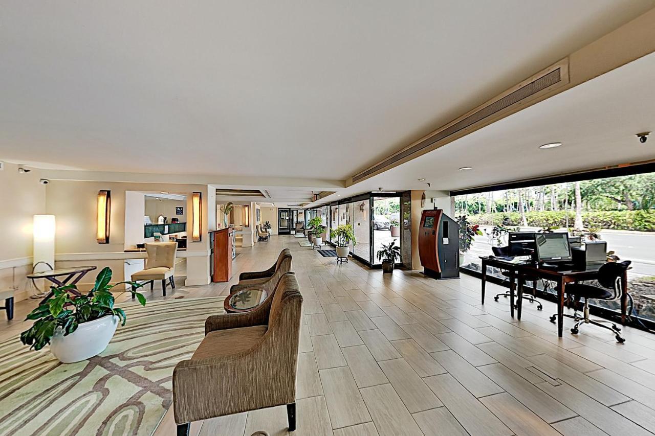 Aqua Palms Waikiki Ocean View Lanai Parking Included Honolulu Exterior foto
